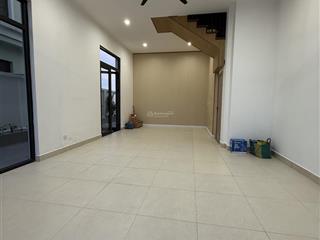 Cho thuê shophouse tại vinhomes royal island, 15 triệu vnd/th, 65 m2, giá ưu đãi