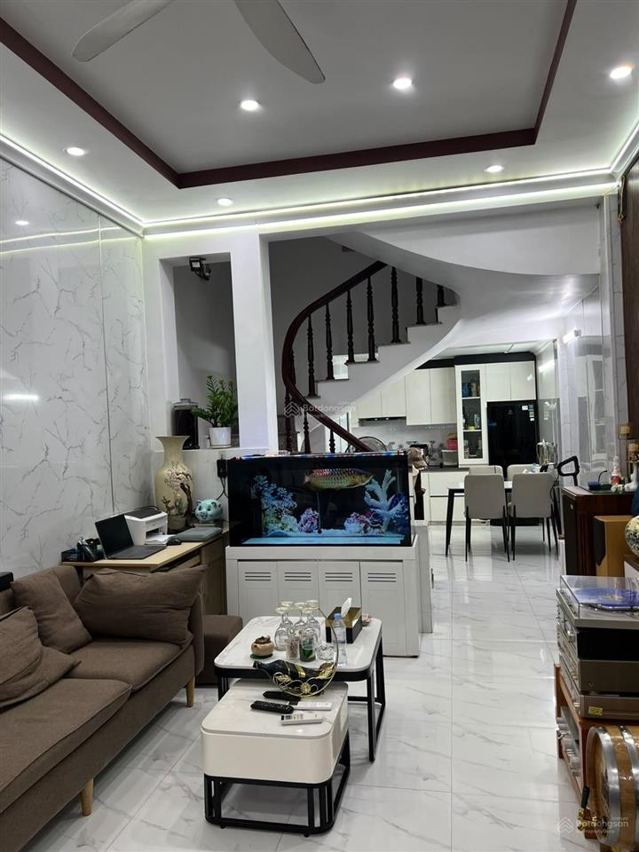 Bán nhà mặt ngõ 464 chợ hàng, trung tâm phường lê chân