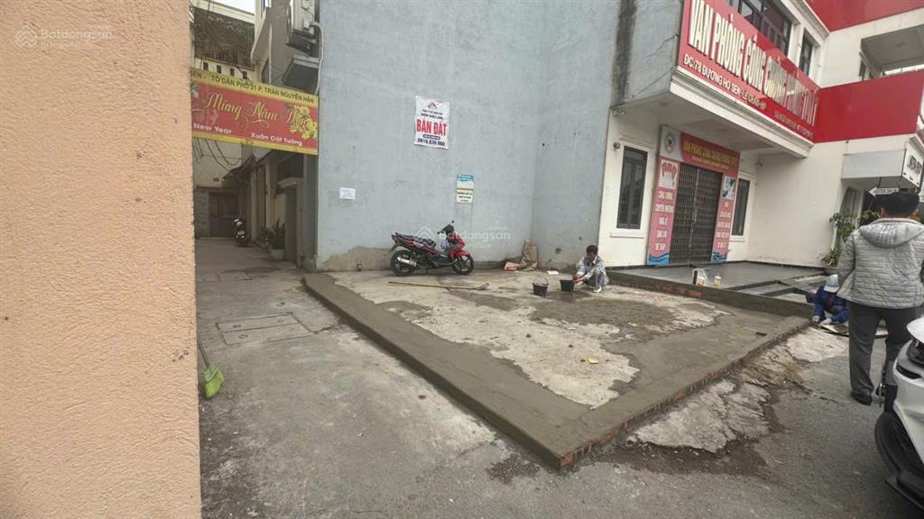 Chính chủ bán mảnh đất lô góc 3 mặt thoáng số 86 mặt đường hồ sen, lê chân  hải phòng 0936 911 ***