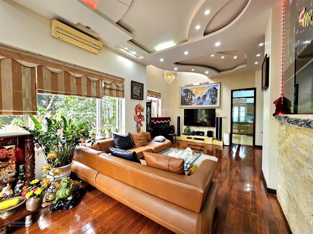 Biệt thự sân vườn kiến trúc pháp, khu sao đỏ ngay chân cầu rào 2