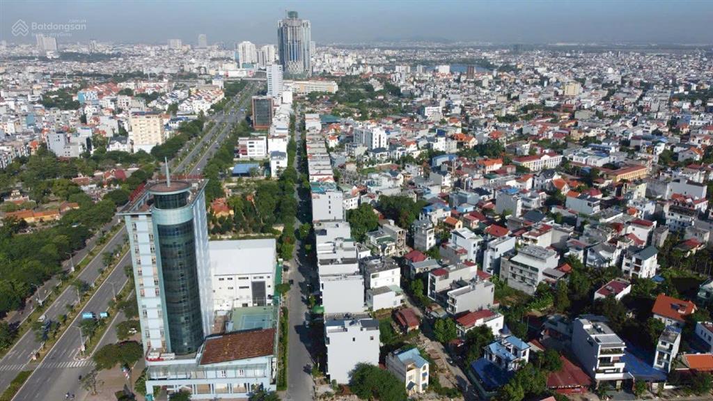 Bán 555m đất mặt đường lê hồng phong giá 100tr/m, bìa đỏ