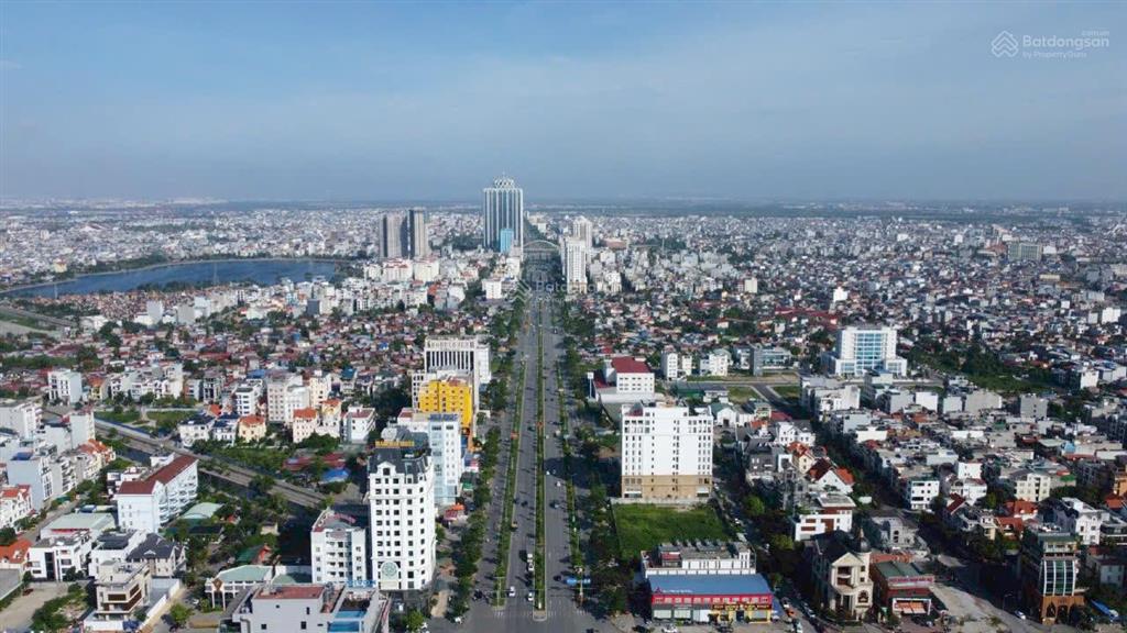 Bán 555m đất mặt đường lê hồng phong giá 100tr/m, bìa đỏ