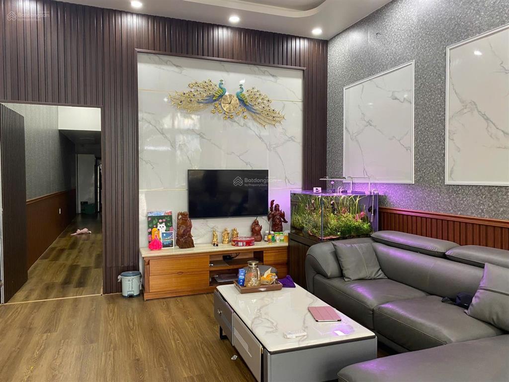 Bán nhà mặt đường trực cát, thiên lôi, giá 8 tỷ