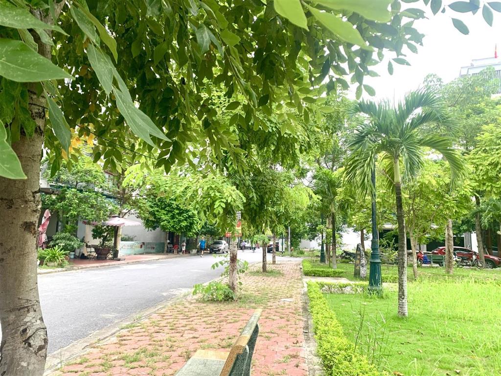 Giá tốt nhất trong 2 năm nay, lô đất 100m2 sau sở tài chính thành phố, vị trí kinh doanh được