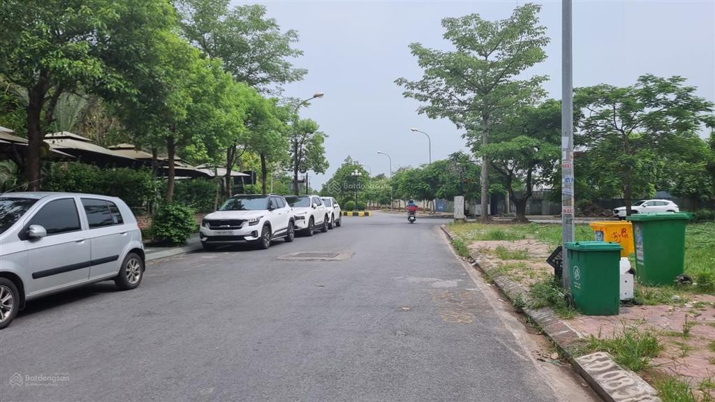 Giá tốt nhất trong 2 năm nay, lô đất 100m2 sau sở tài chính thành phố, vị trí kinh doanh được