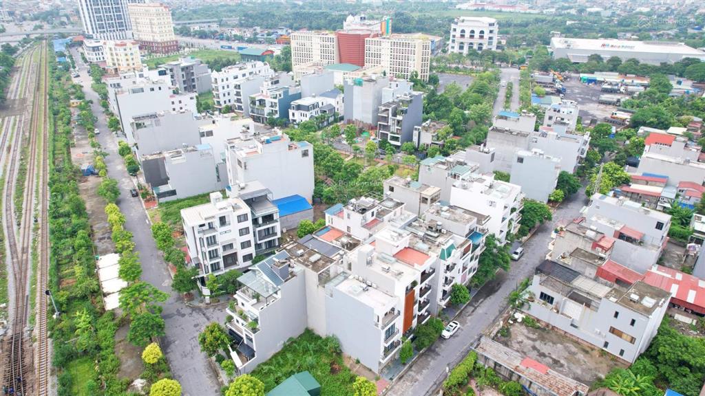Giá tốt nhất trong 2 năm nay, lô đất 100m2 sau sở tài chính thành phố, vị trí kinh doanh được