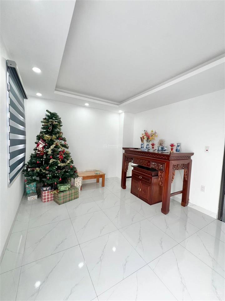 Bán căn nhà trục chính, nhà xây 4 tầng siêu đẹp dự án him lam, hồng bàng. giá 4,95 tỷ