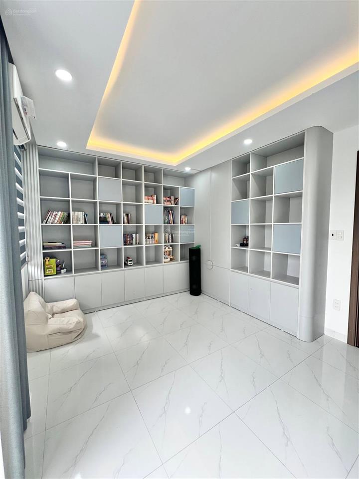 Bán căn nhà trục chính, nhà xây 4 tầng siêu đẹp dự án him lam, hồng bàng. giá 4,95 tỷ