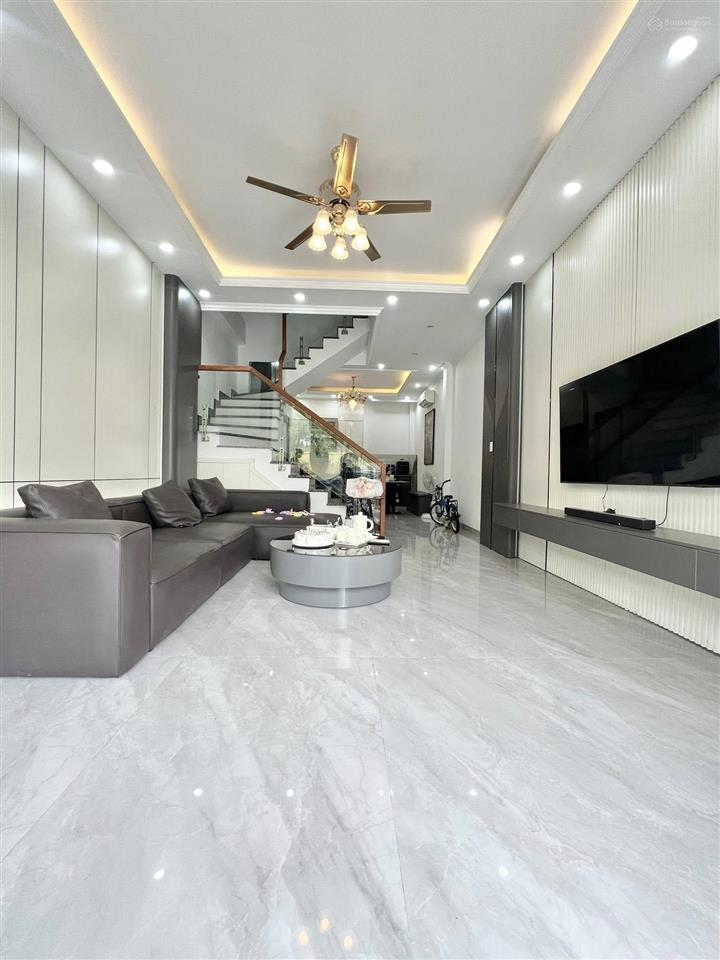 Bán căn nhà trục chính, nhà xây 4 tầng siêu đẹp dự án him lam, hồng bàng. giá 4,95 tỷ