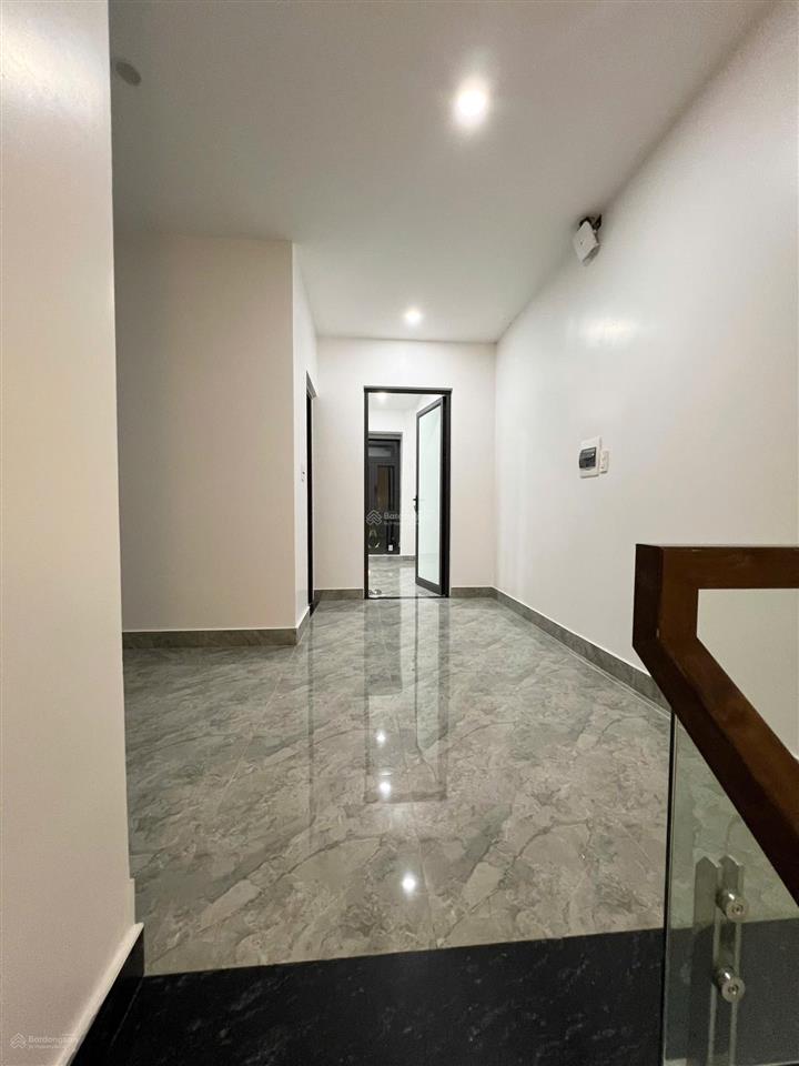 Chỉ 5,7 tỷ sở hữu ngay căn nhà vị trí đẹp đều đặn dòng tiền hàng tháng ngay sở dầu, hồng bàng