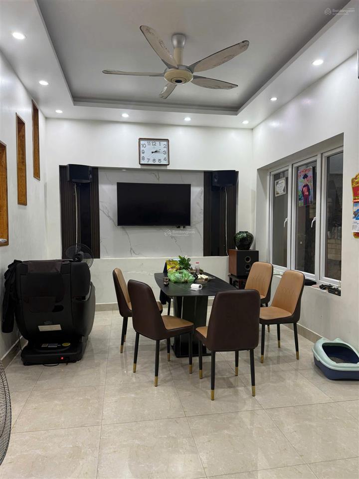 Bán nhà 90m2 tặng nhà 7 tầng đường 7m cách hồ tam bạc 100m mà giá chỉ 11,3 tỷ