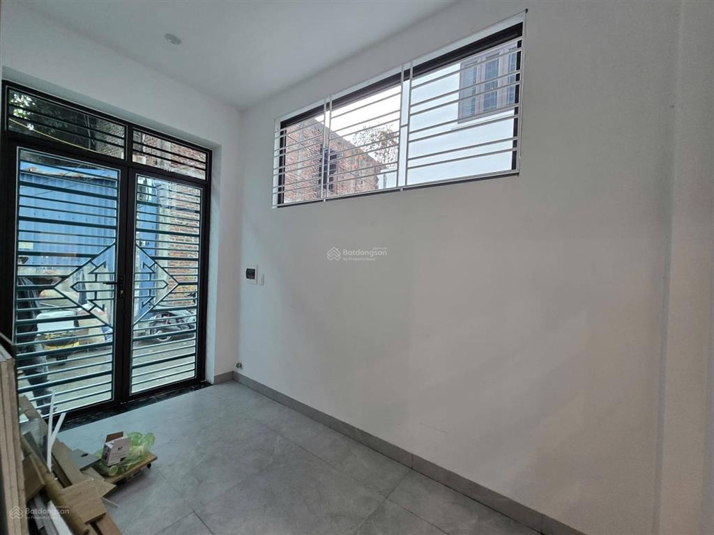 Nhà 47m2 xây 3 tầng đẹp, đường thông 4m, lại lô góc ngay quỳnh cư, hồng bàng, chỉ 2,35 tỷ