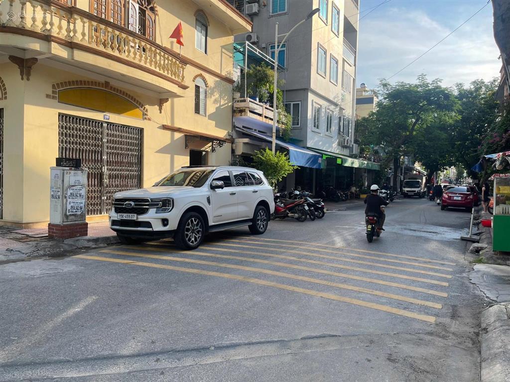 Quá rẻ lô đất tái định cư thế lữ nằm mặt đường hạ lý, ngay trung tâm mà giá chỉ 6,16 tỷ