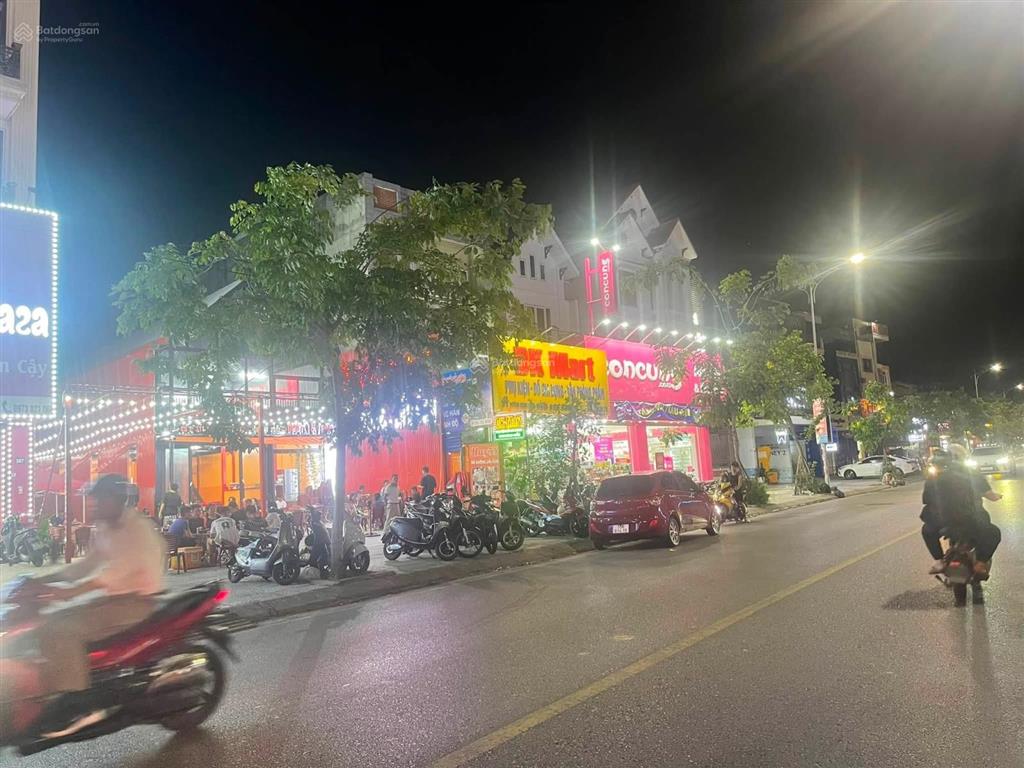 Bán nhà 3 tầng mặt đường máng nước, đối diện hoàng huy, an đồng. giá 11,4 tỷ
