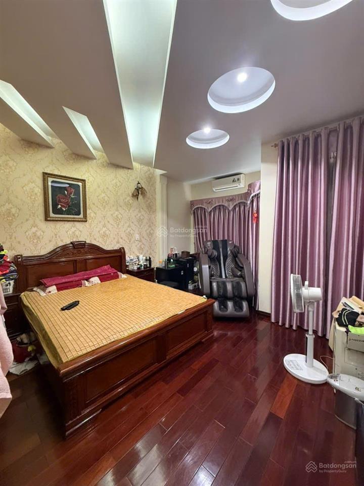 Bán nhà 5t mặt đường trung tâm phố kỳ đồng, hồng bàng đối diện bệnh viện, chính chủ 0983 376 ***