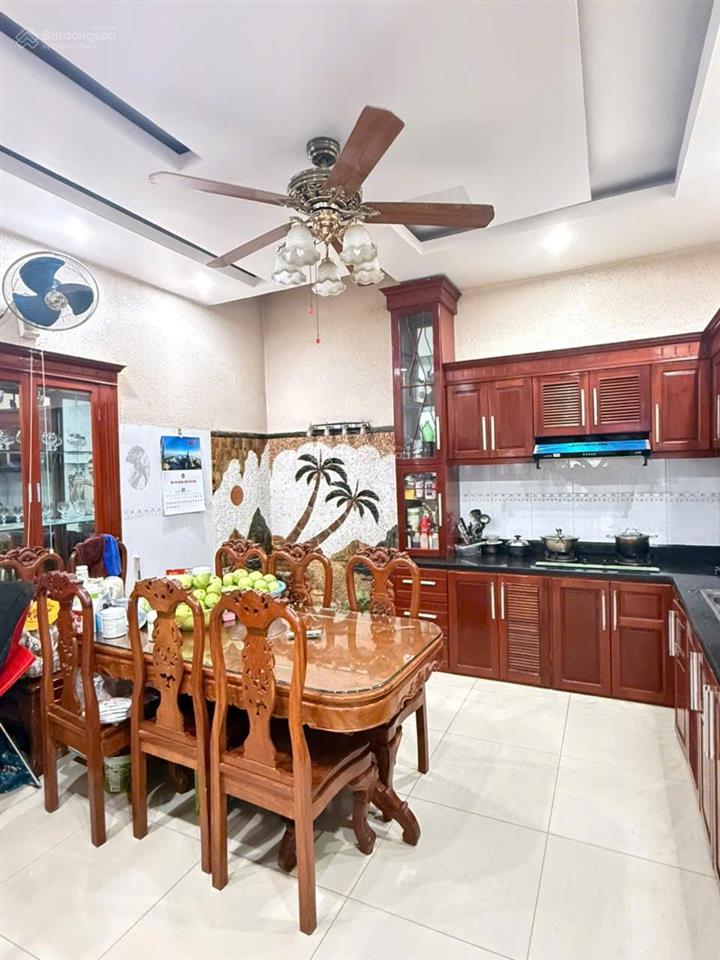 Bán nhà 5t mặt đường trung tâm phố kỳ đồng, hồng bàng đối diện bệnh viện, chính chủ 0983 376 ***