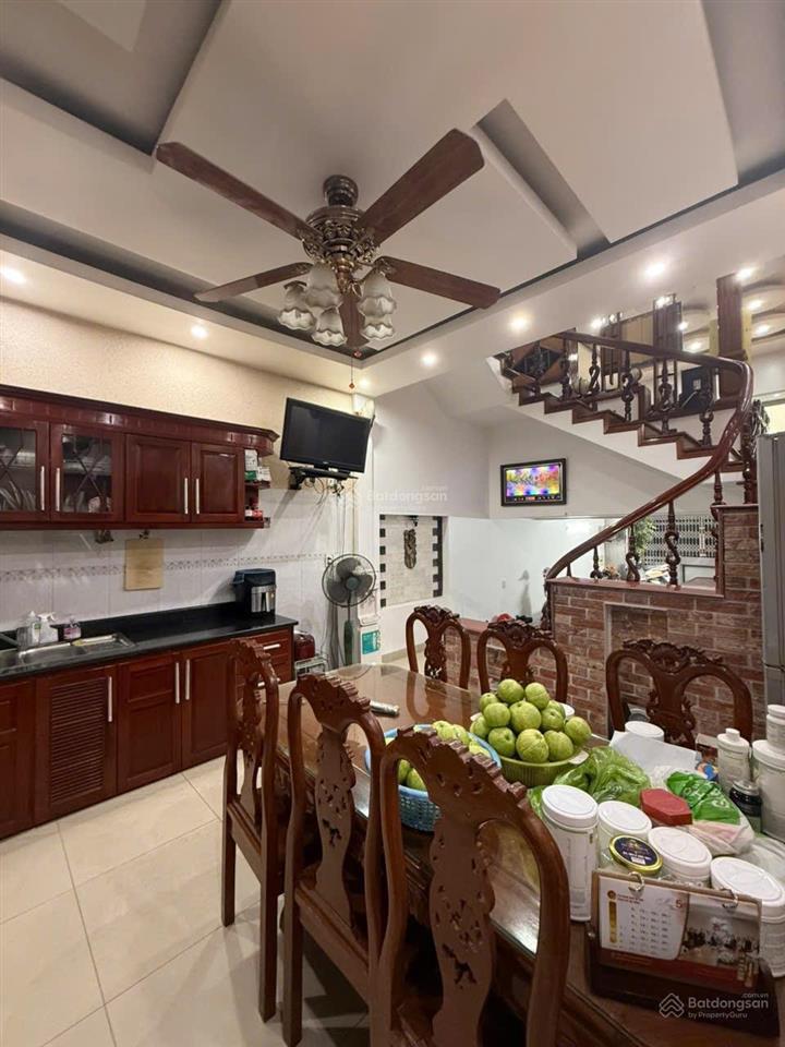 Bán nhà 5t mặt đường trung tâm phố kỳ đồng, hồng bàng đối diện bệnh viện, chính chủ 0983 376 ***