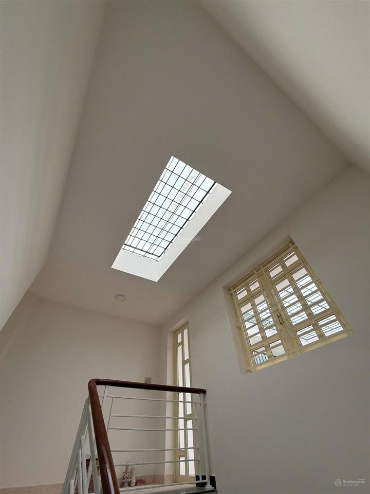 Bán nhà khu tên lửa bình tân  view công viên  5x20  4 tầng  5pn  14,5 tỷ