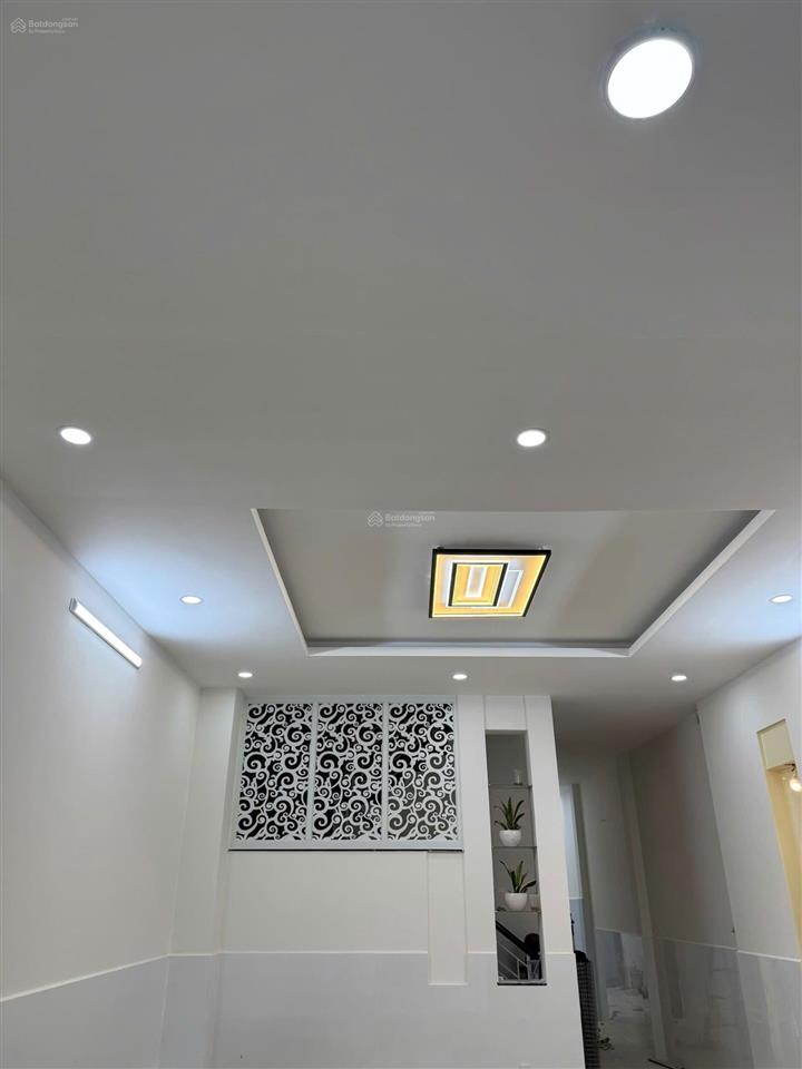 Bán nhà khu tên lửa bình tân  view công viên  5x20  4 tầng  5pn  14,5 tỷ