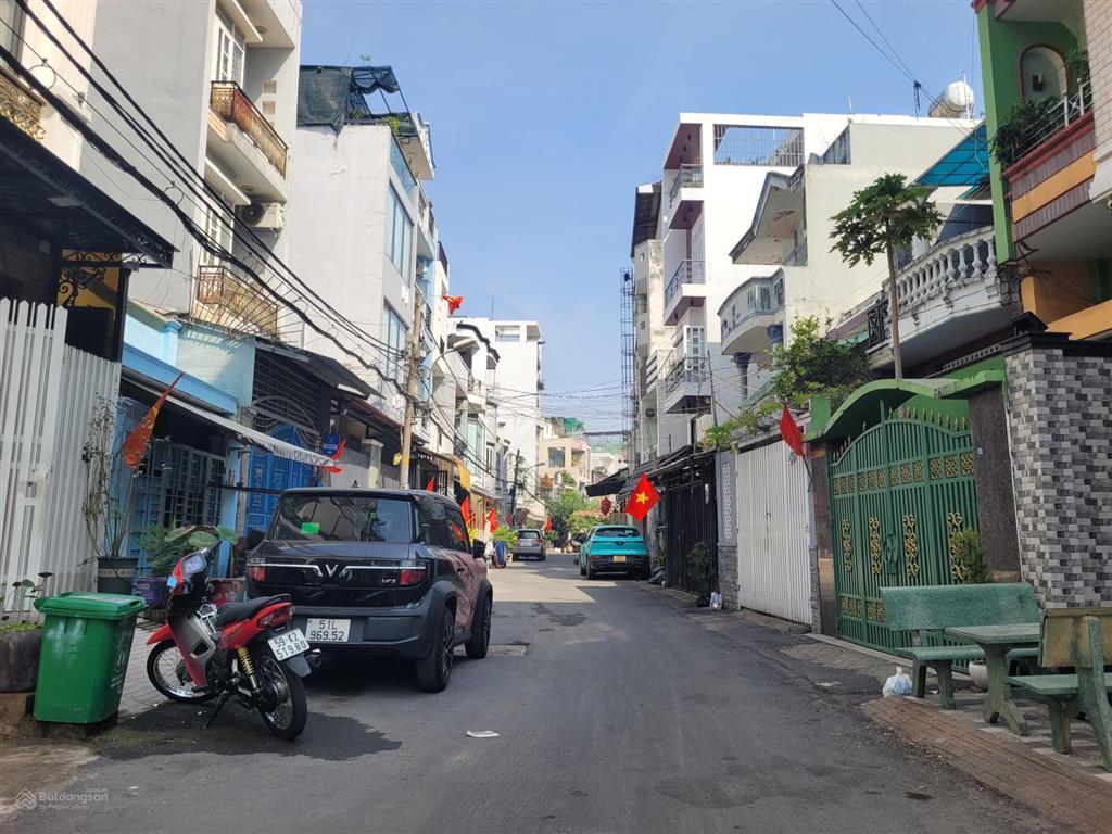 Bán nhà kdc lý chiêu hoàng bình tân, giáp quận 6  4x25m  5 tầng  6pn  giá 10,5 tỷ