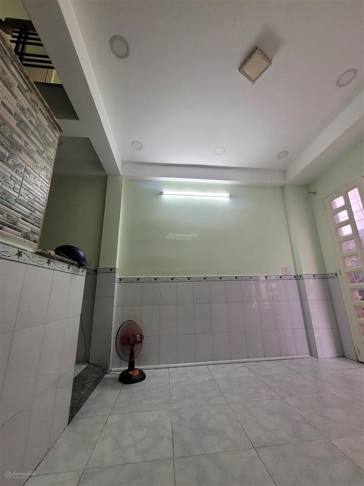 Chỉ 3,4 tỷ có nhà quận 7  ngay cầu him lam  3,5 x 10  trệt lầu  2pn