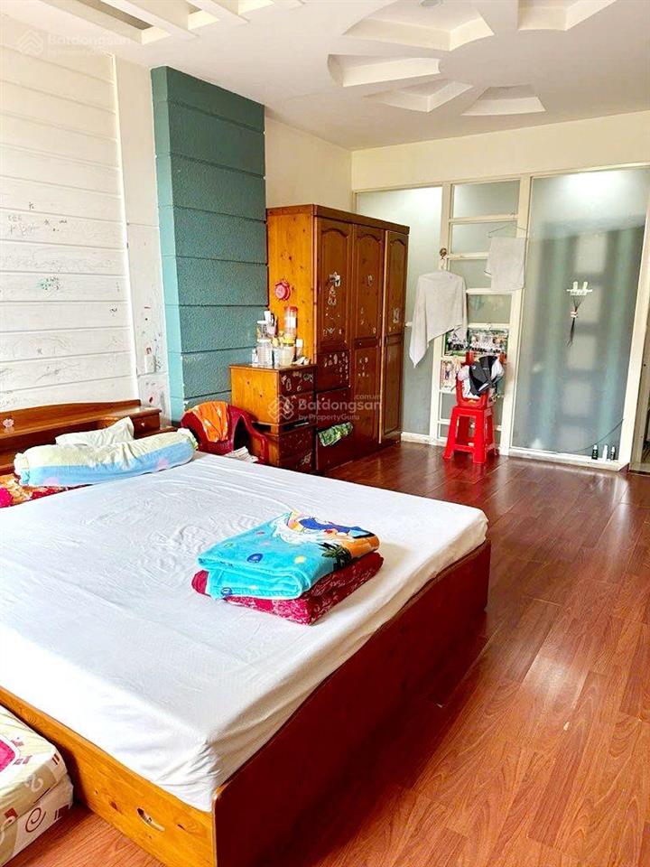 Bán nhà mặt phố đường chợ lớn  quận 6  100m2, 5pn, 6wc, 4 tầng, đẹp, tiện ích  giá 17 tỷ