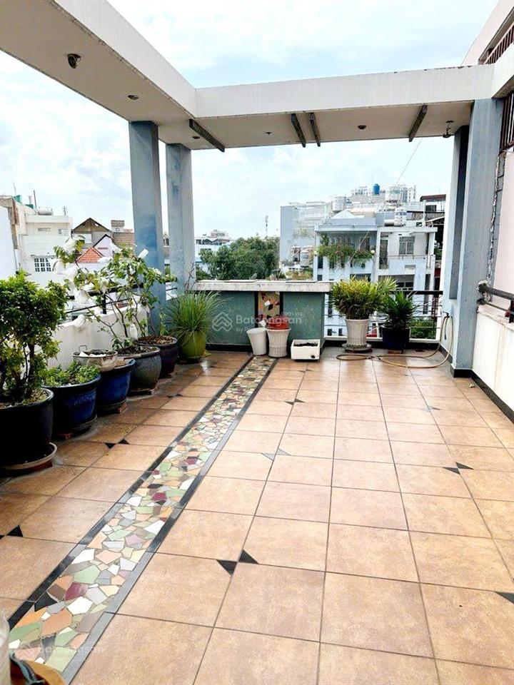 Bán nhà mặt phố đường chợ lớn  quận 6  100m2, 5pn, 6wc, 4 tầng, đẹp, tiện ích  giá 17 tỷ