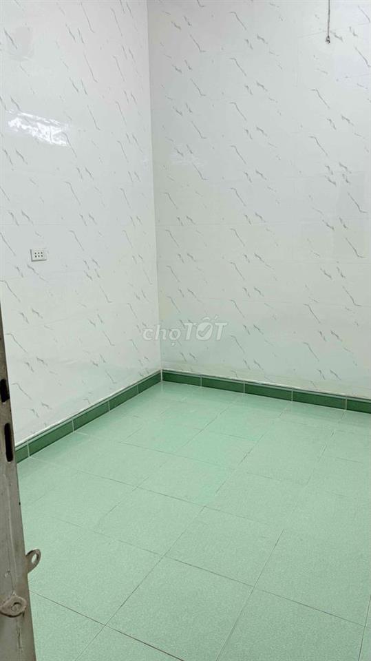 cho thuê nhà trống nguyên căn, dọn vô ở liền