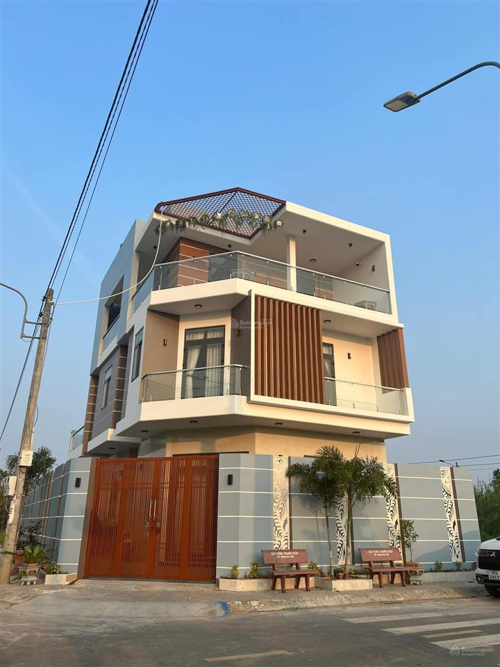 Đất đường nhựa đường đoàn nguyễn tuấn sau lưng chợ hưng long khu dân cư đồng bộ toàn nhà cao tầng