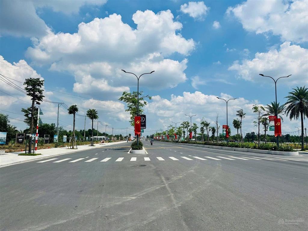 Chính chủ bán gấp lô đất mặt tiền đường số 4 nối kcn và trung tâm hành chính thủ thừa giá thanh lý