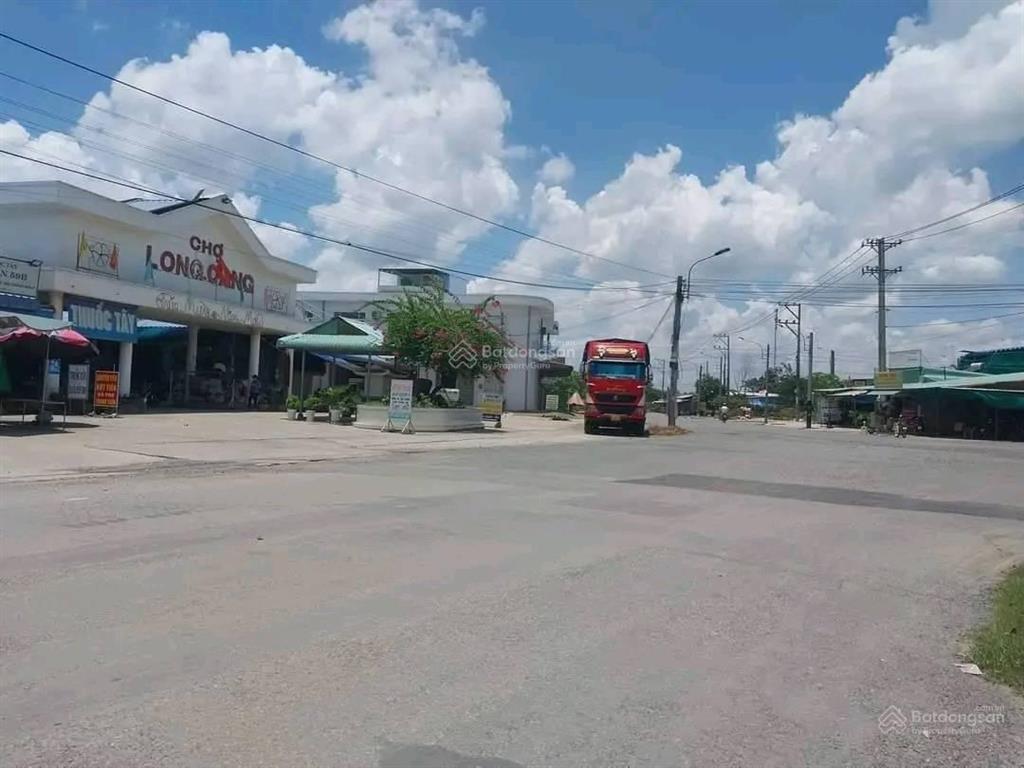 Bán đất tại đường 833b, 1.6 tỷ, 110m2 giá siêu hời hàng hiếm. ngay chợ long cang, cách chợ chỉ 50m