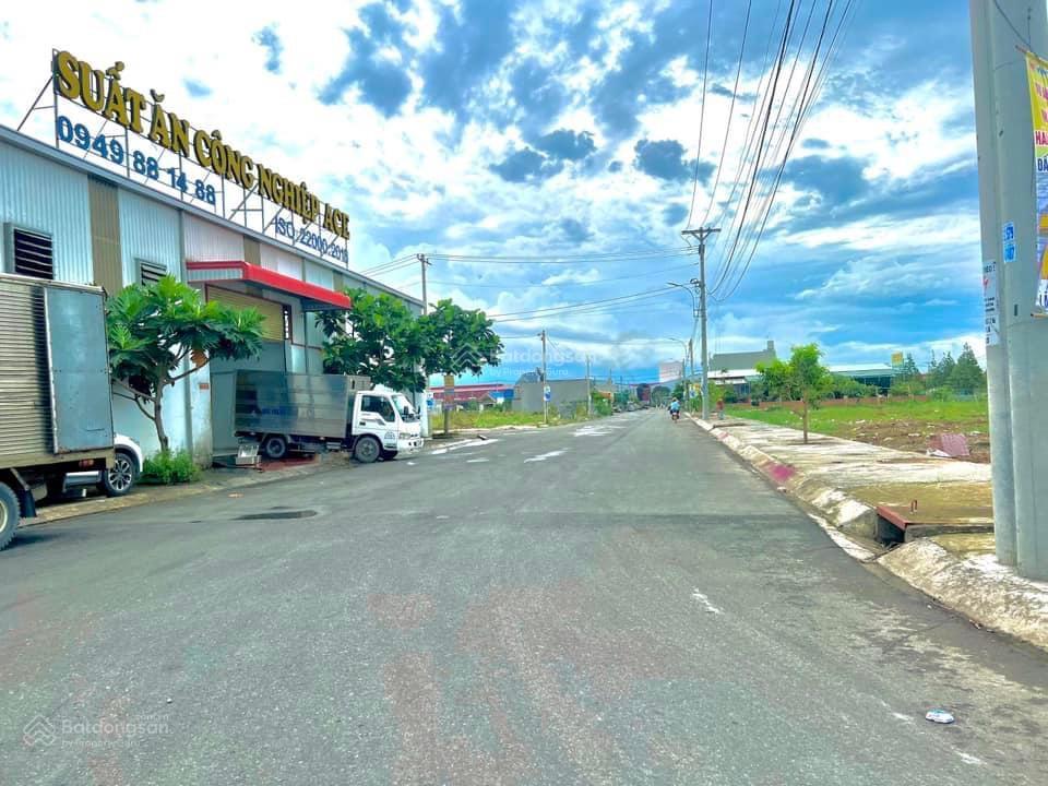 Chính chủ ngộp xã lỗ bán lô đất 100m2 đường nhựa điện âm ngay khu dân cư hiện hữu gần bv tân tạo