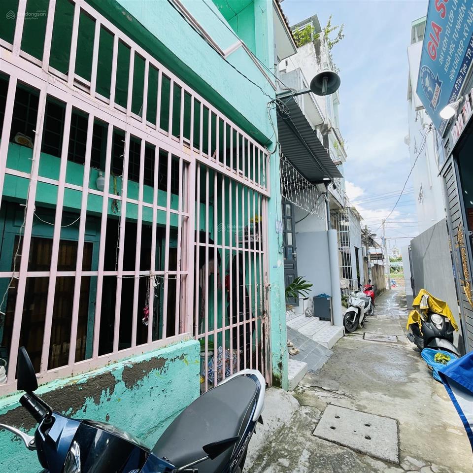 Nhà tân tạo a sát đường bờ sông, view thông thoáng cực đẹp  2 tầng 34m2  giá 2 tỷ 350
