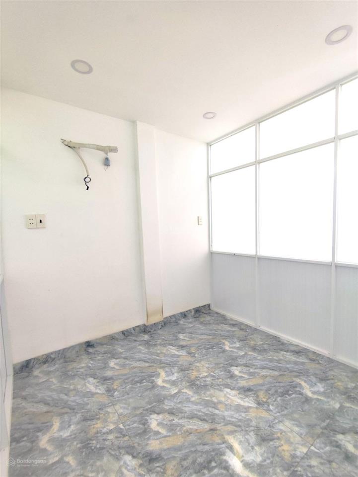 Chỉ nhỉnh 2 tỷ sở hữu chung cư quận 6  dt 52m2 2pn  sổ hồng riêng