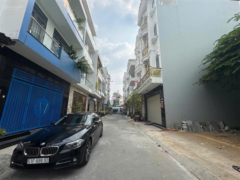 Hiếm tại tân tạo, trong khu dân cư đồng bộ nhà cao tầng đất 50m ngang gần 6m  sổ hồng riêng