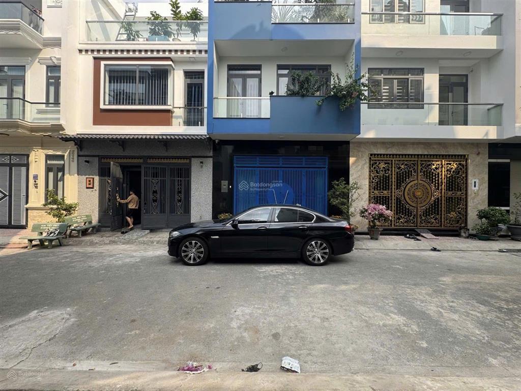Hiếm tại tân tạo, trong khu dân cư đồng bộ nhà cao tầng đất 50m ngang gần 6m  sổ hồng riêng