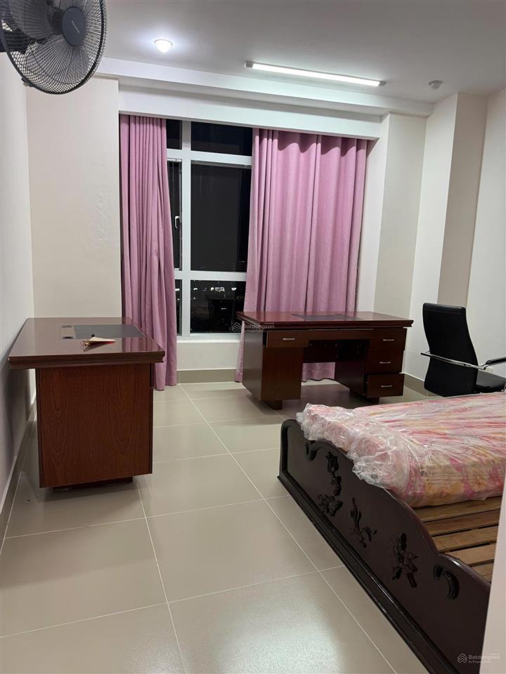 Cho thuê căn hộ him lam riverside 3pn /145m2