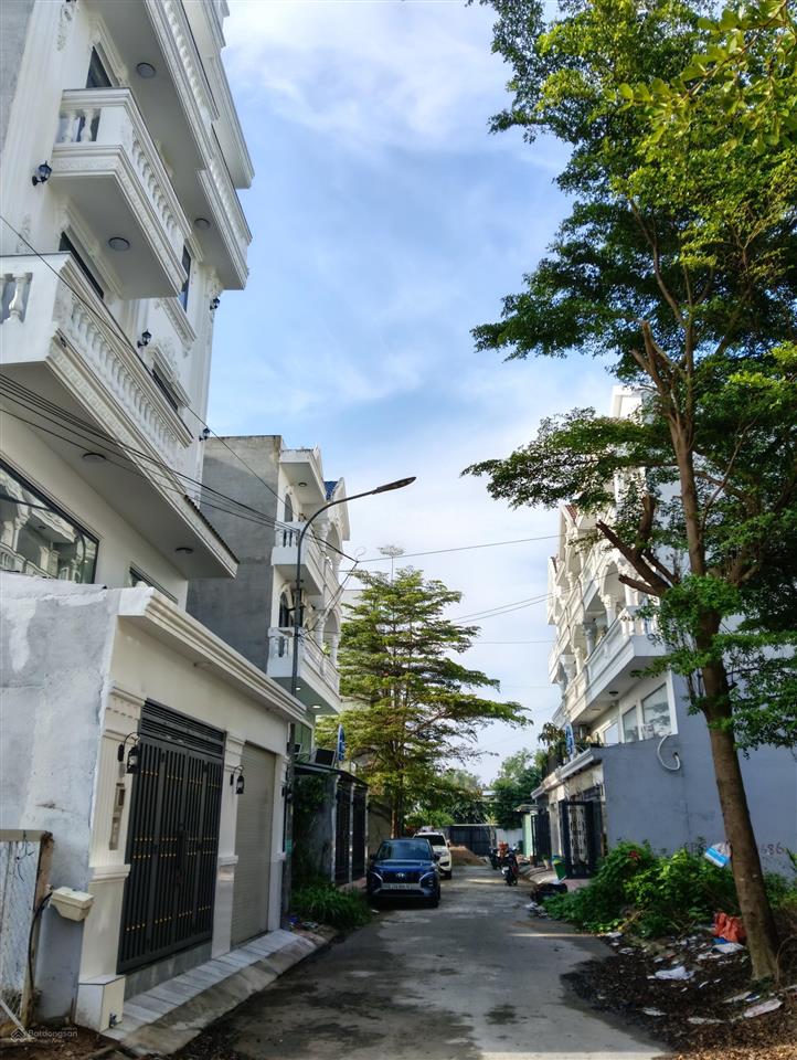 Bán nhà mới 4 tầng 7,3*11m, 5,85 tỷ, hxh 7m, nguyễn bình nhà bè, shr, kế làng đại học nd, khải hoàn