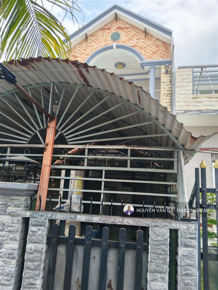 Bán nhà 2 tầng 5,5*20m, giá 3,6 tỷ, nguyễn văn tạo, shr, kế kcn hiệp phước, gần trường thành công