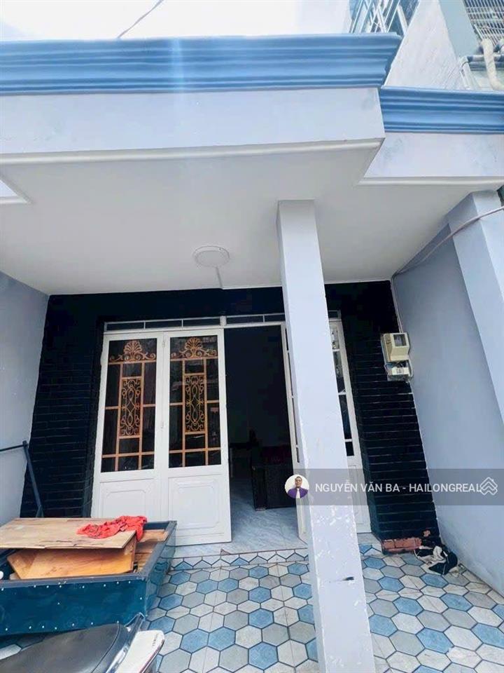 Bán nhà rẻ lê văn lương phước kiển 4*12,5m, giá 2,65 tỷ, sổ hồng riêng, sát q7, gần cầu rạch đĩa