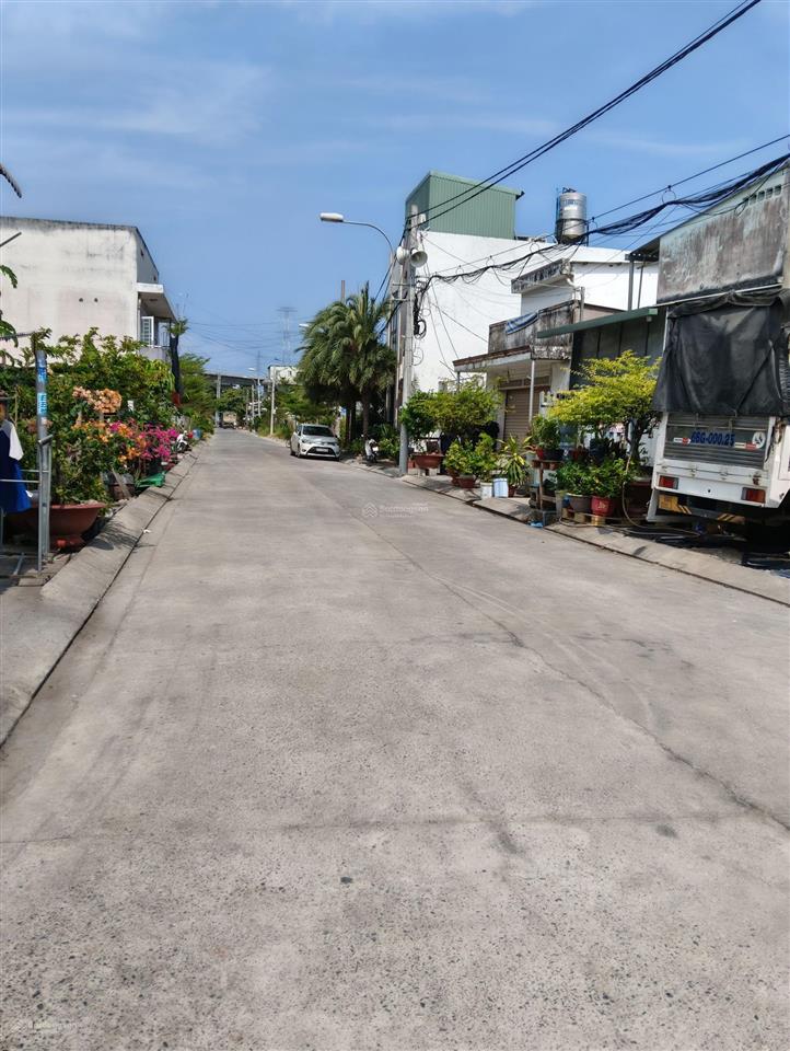 Bán nhà 2 tầng nguyễn văn tạo long thới 4*20m, giá 3 tỷ, đường xe tải 10m, shr, gần cao tốc bl lt