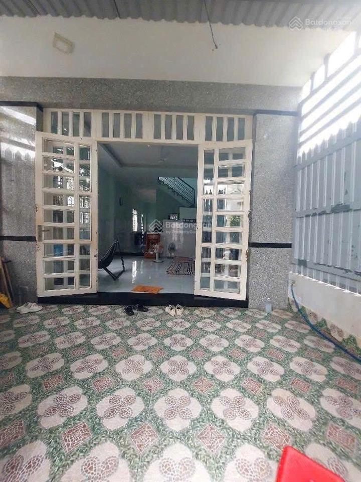 Bán nhà góc 5*16,5m, trệt lầu, st, chỉ 5,25 tỷ, hẻm xe hơi 6m lê văn lương, shr, gần làng đại học