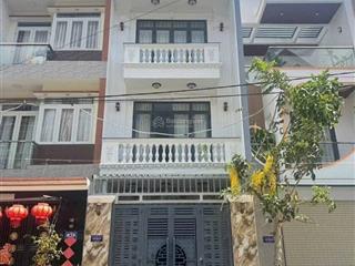 Bán nhà đẹp 4 tầng long hậu 4,3*15m, giá 3,86 tỷ, đường xe tải 10m, sát sg village, t&t millennia