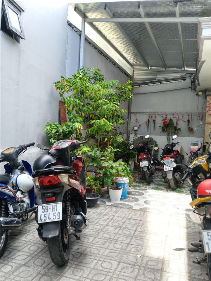 Bán nhà đẹp lê văn lương phước kiển 5*20m, giá 4 tỷ, shr, kế bv nhà bè, gần làng đại học, gần pmh