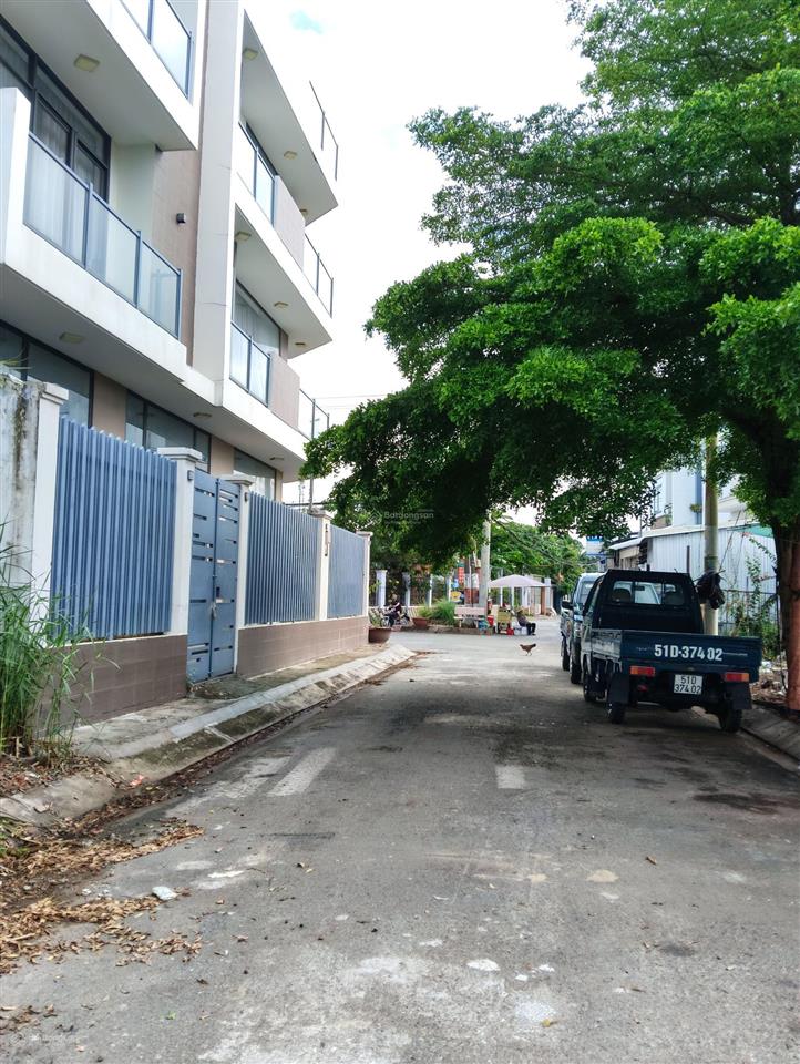 Bán đất rẻ 274 nguyễn văn tạo 5*16m, giá 3,69 tỷ, đường 7m, shr, gần quốc tế mỹ, kcn hiệp phước
