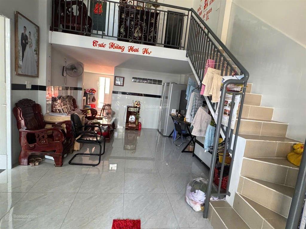 Bán nhà 2 tầng 8*14,5m, giá 6,6 tỷ, hẻm xe hơi lê văn lương phước kiển, shr, gần làng đại học