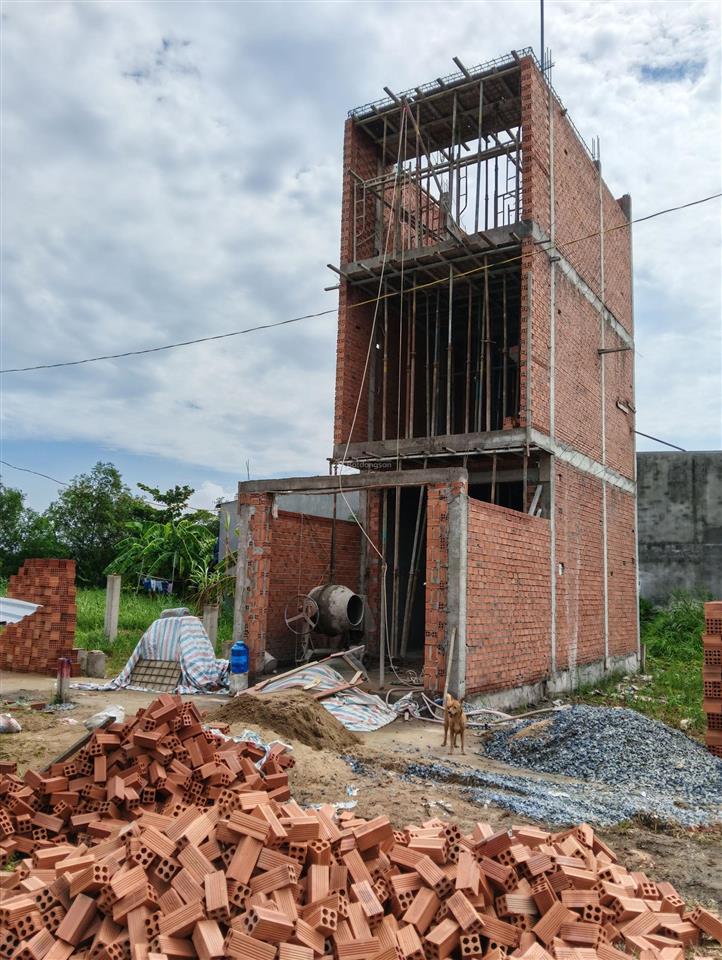 Bán đất rẻ long hậu 4*12,5m, chỉ 1 tỷ 250 triệu, shr, kế sg village, t&t millenia, sát lê văn lương