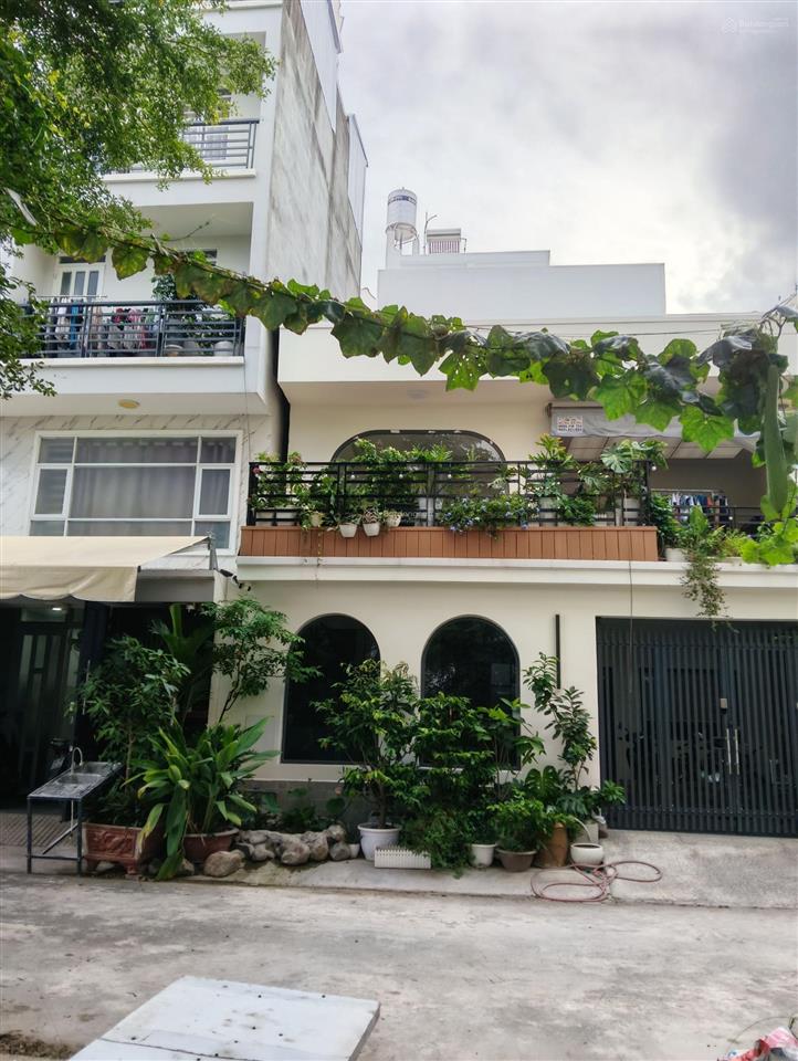 Bán rẻ đất 4,6x21m, đường xe hơi 7m, chỉ 3,7 tỷ, kdc rạch tôm lê văn lương, shr, gần làng đại học