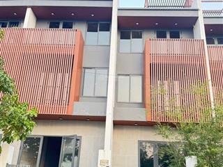 Bán nhà nguyễn bình đẹp 4 tầng 5*17,5m, giá 6,3 tỷ, đường xe tải 10m, shr, kế làng đại học nhơn đức