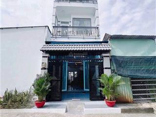 Bán nhà đẹp 3 tầng 4*17m, chỉ 5,6 tỷ, hẻm 6m, lê văn lương, phước kiển, gần làng đại học, shr